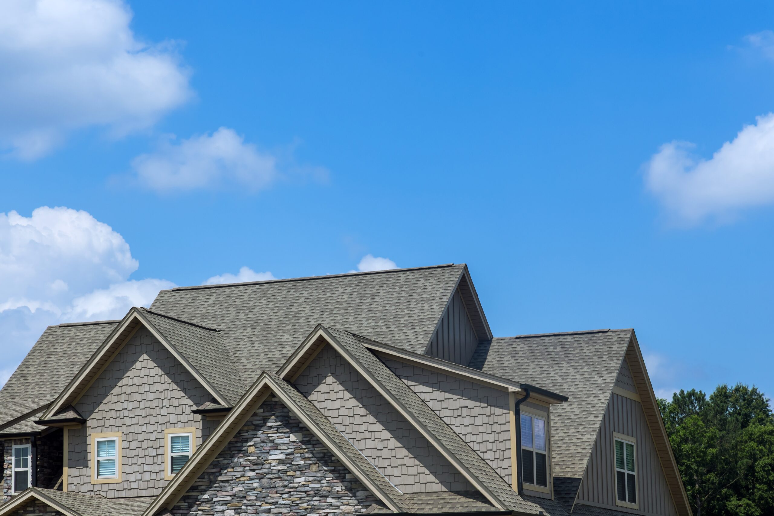 Roof Replacement Costs in Southern Oregon